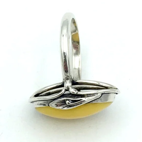 BALTIC egg yolk amber sterling silver size 9 ring - Art Nouveau style calla lily